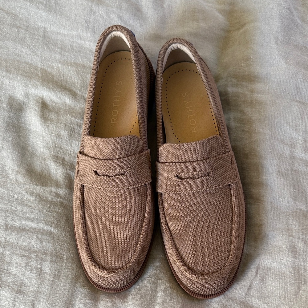 Rothy's Women’s Tan Slip-On Loafers size 8 - Picture 2 of 4